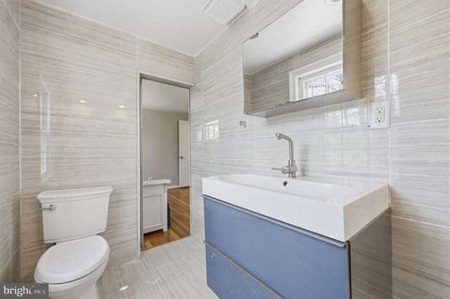 9004 COPENHAVER, Potomac, MD 20854