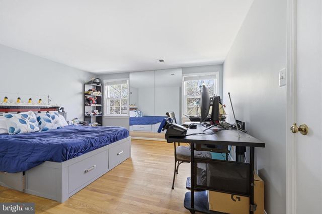 9004 COPENHAVER, Potomac, MD 20854