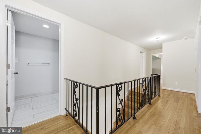 9004 COPENHAVER, Potomac, MD 20854