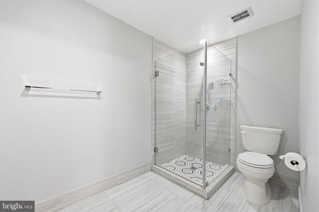9004 COPENHAVER, Potomac, MD 20854