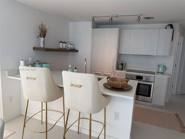 501 NE 31st St 2606, Miami, FL 33137