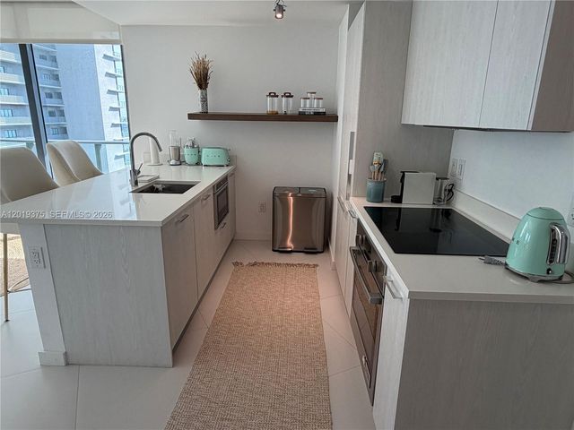 501 NE 31st St 2606, Miami, FL 33137