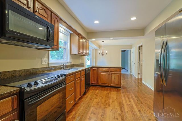 9677 Friar Tuck Drive, West Chester, OH 45069