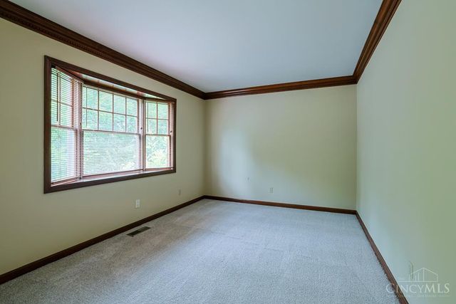 9677 Friar Tuck Drive, West Chester, OH 45069