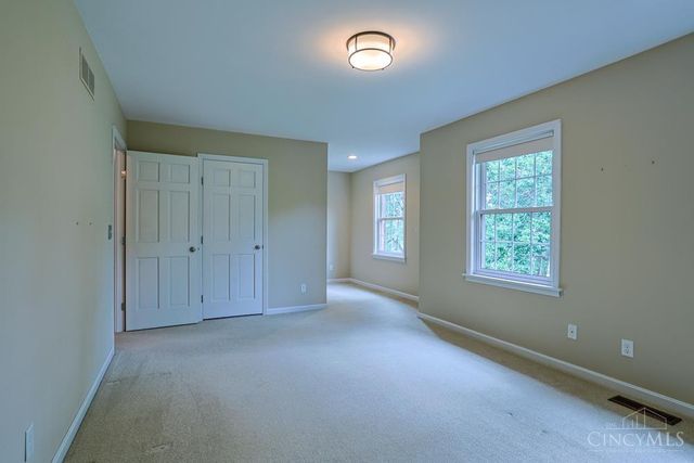 9677 Friar Tuck Drive, West Chester, OH 45069