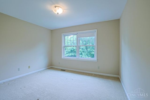 9677 Friar Tuck Drive, West Chester, OH 45069