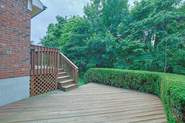 9677 Friar Tuck Drive, West Chester, OH 45069