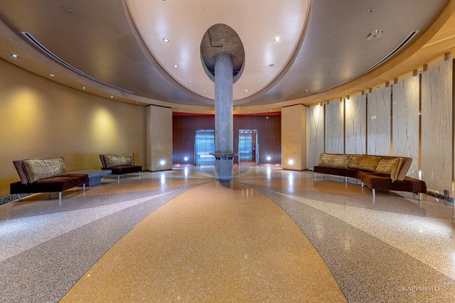 125 E 13TH Street 1113, Chicago, IL 60605