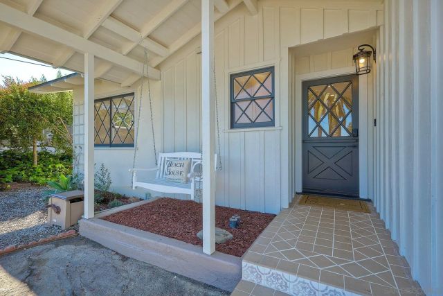 1311 Crestridge Dr, Oceanside, CA 92054