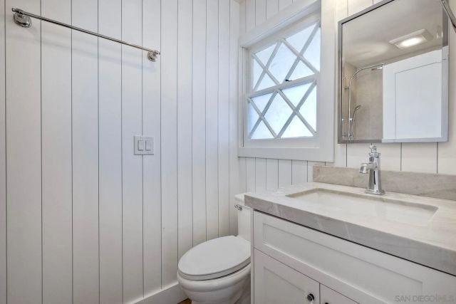 1311 Crestridge Dr, Oceanside, CA 92054