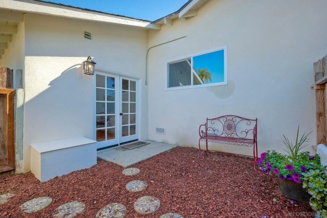 1311 Crestridge Dr, Oceanside, CA 92054