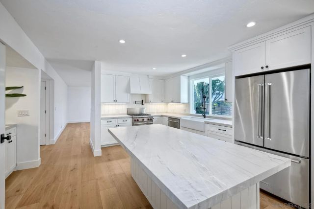 1311 Crestridge Dr, Oceanside, CA 92054