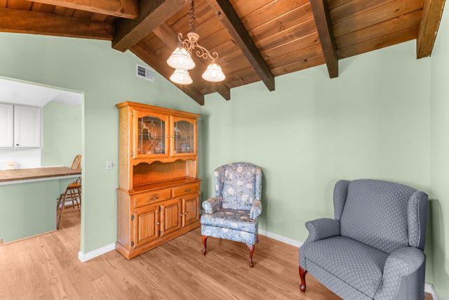 3395 Meadow Way, Rocklin, CA 95677