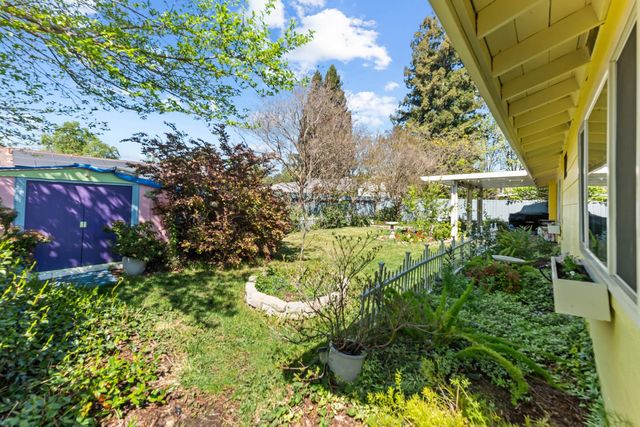 3395 Meadow Way, Rocklin, CA 95677