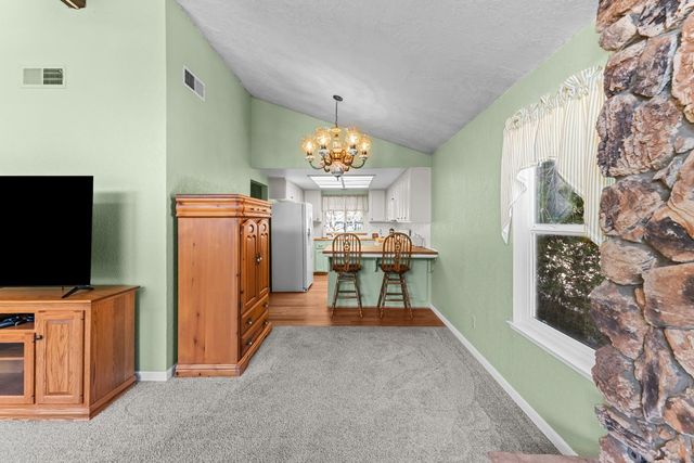 3395 Meadow Way, Rocklin, CA 95677