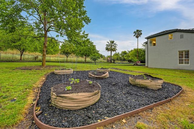 5321 Clipper Court, Rocklin, CA 95765