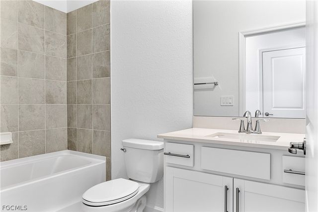 15077 Anchorage RD, Punta Gorda, FL 33982