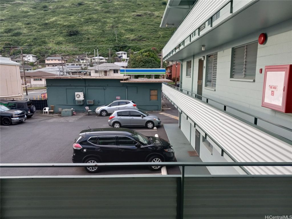1841 Palolo Avenue 303, Honolulu, HI 96816