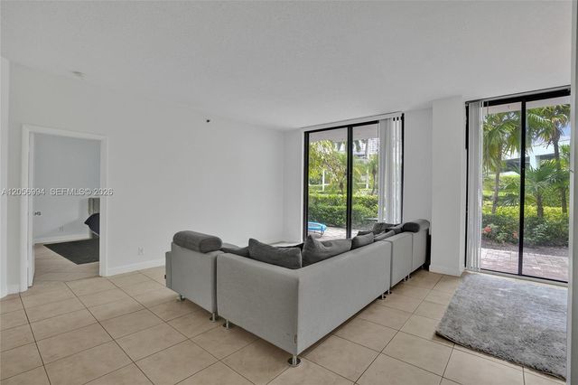3300 NE 192nd Street 118, Aventura, FL 33180