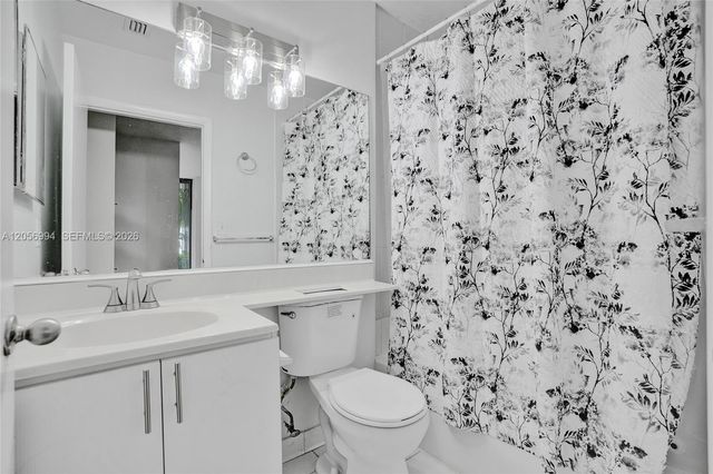 3300 NE 192nd Street 118, Aventura, FL 33180