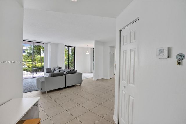 3300 NE 192nd Street 118, Aventura, FL 33180