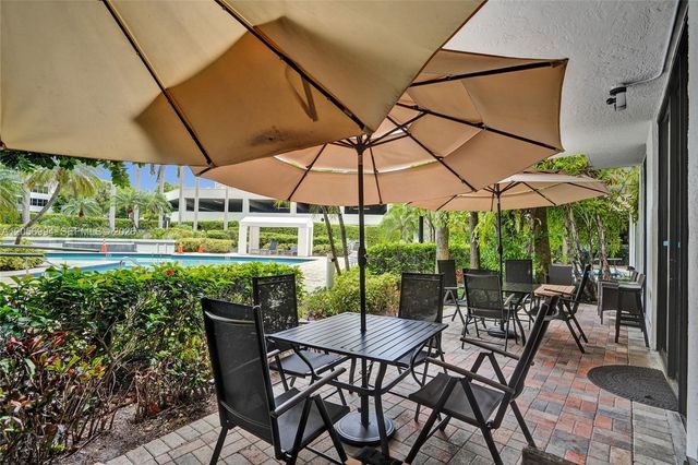 3300 NE 192nd Street 118, Aventura, FL 33180