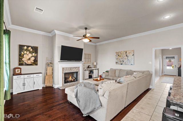 325 Coppice Place, Bossier City, LA 71111