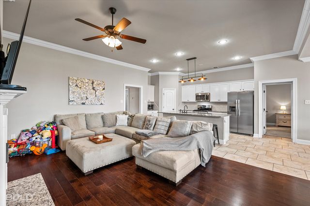 325 Coppice Place, Bossier City, LA 71111