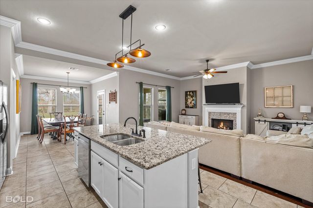 325 Coppice Place, Bossier City, LA 71111