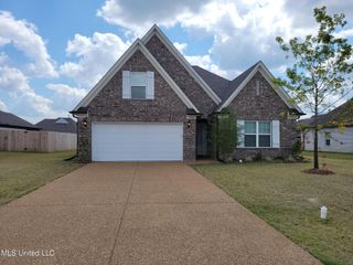 2263 Dela Drive, Southaven, MS 38672