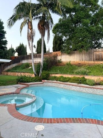 1350 Paseo Cielo, San Dimas, CA 91773
