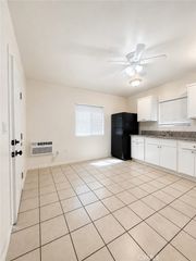 319 Hermosa Avenue 2, Long Beach, CA 90802