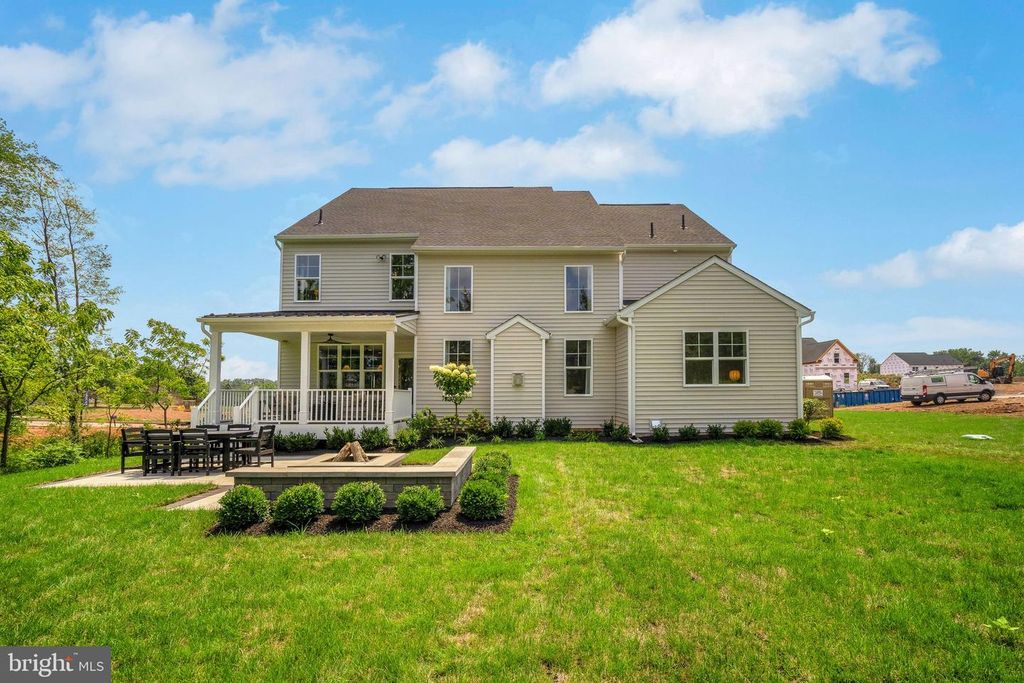 5125 MAPLE RIDGE WAY, Emmaus, PA 18049