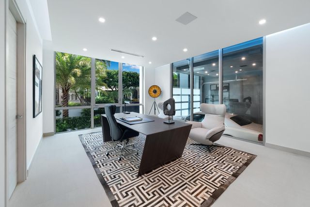 414 ROYAL PLAZA Drive, Fort Lauderdale, FL 33301