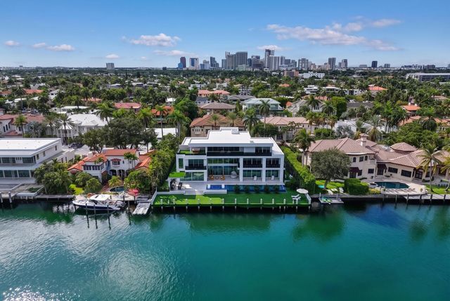 414 ROYAL PLAZA Drive, Fort Lauderdale, FL 33301