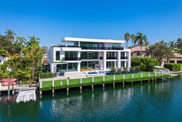 414 ROYAL PLAZA Drive, Fort Lauderdale, FL 33301
