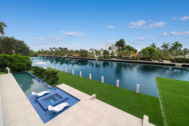 414 ROYAL PLAZA Drive, Fort Lauderdale, FL 33301