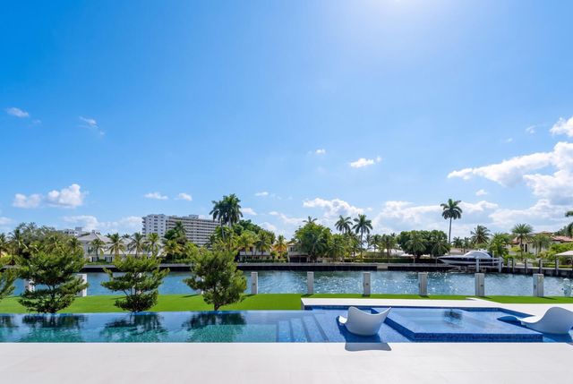 414 ROYAL PLAZA Drive, Fort Lauderdale, FL 33301