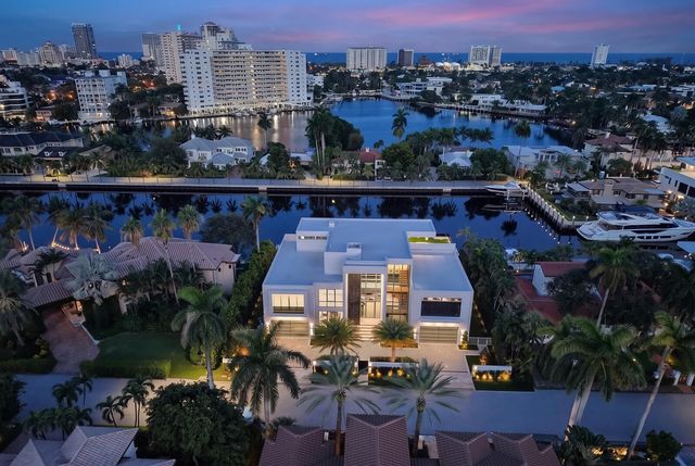 414 ROYAL PLAZA Drive, Fort Lauderdale, FL 33301