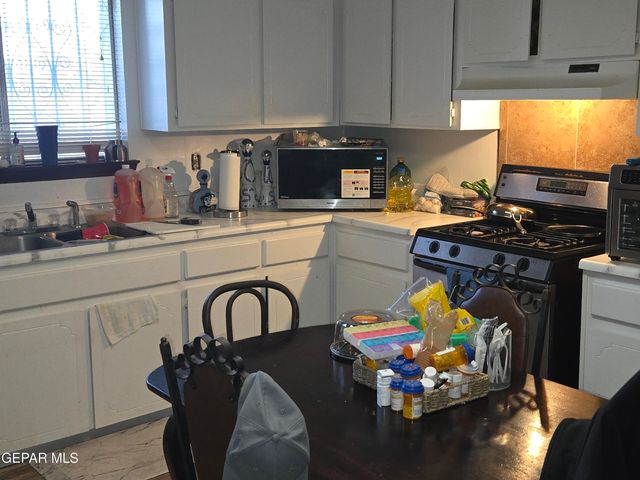 8811 NEPTUNE Street, El Paso, TX 79904