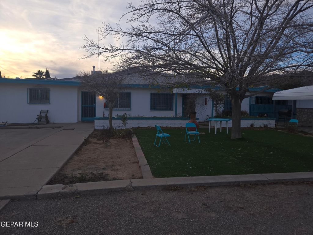 8811 NEPTUNE Street, El Paso, TX 79904