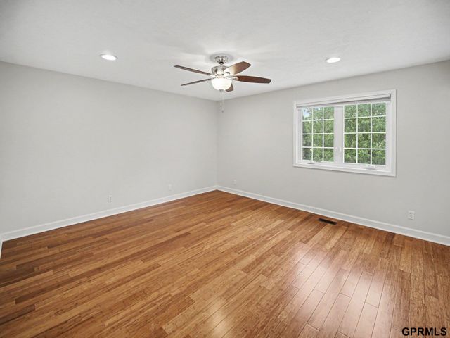 7433 Collister Road, Lincoln, NE 68516