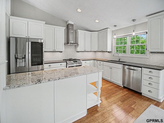 7433 Collister Road, Lincoln, NE 68516