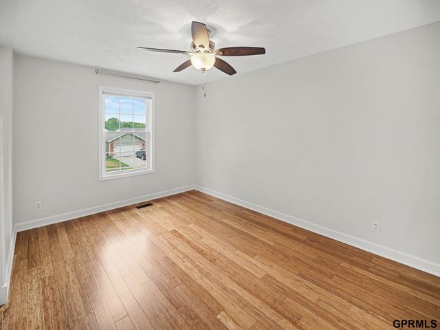 7433 Collister Road, Lincoln, NE 68516