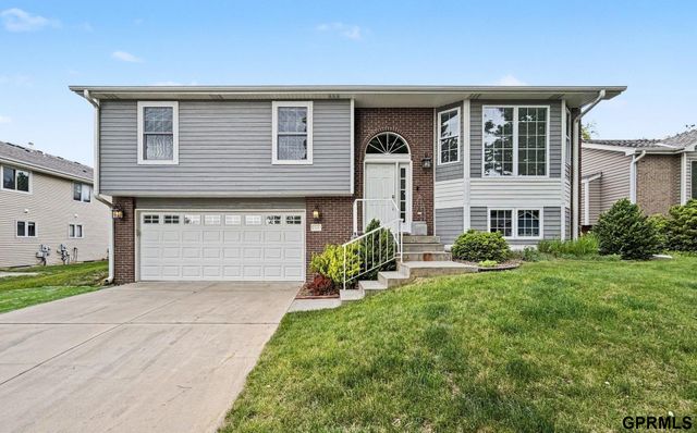 7433 Collister Road, Lincoln, NE 68516