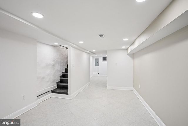 5702 BELMAR TER, Philadelphia, PA 19143