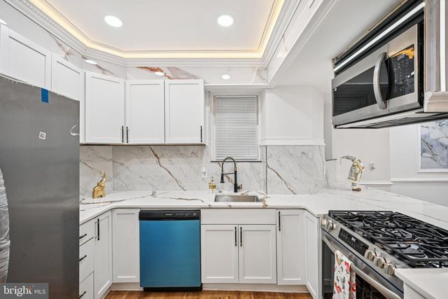 5702 BELMAR TER, Philadelphia, PA 19143