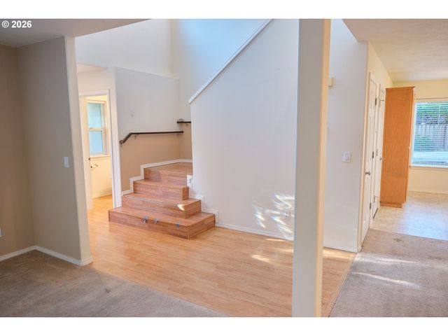 2412 Nw MEADOWS Dr, Mc Minnville, OR 97128