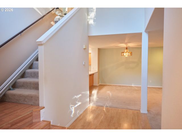 2412 Nw MEADOWS Dr, Mc Minnville, OR 97128