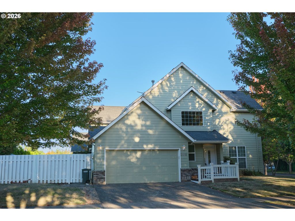 2412 Nw MEADOWS Dr, Mc Minnville, OR 97128